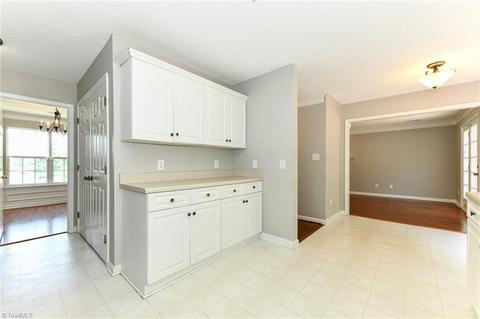 3009 Timberwolf Ave, High Point, NC 27265 photo 17