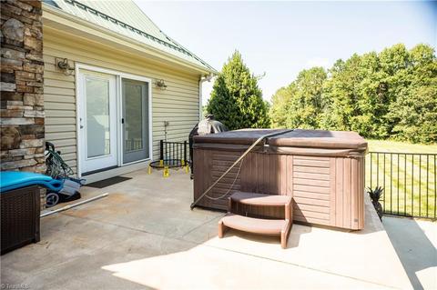167 Byway Ln, Olin, NC 28660 photo 38