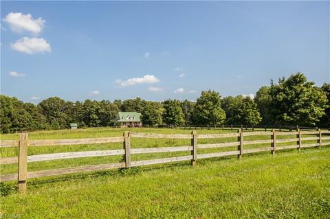 167 Byway Ln, Olin, NC 28660 photo 46