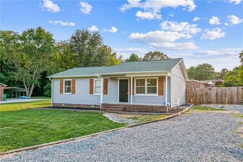 4243 Meadowbrook Dr, Trinity, NC 27370 photo 3