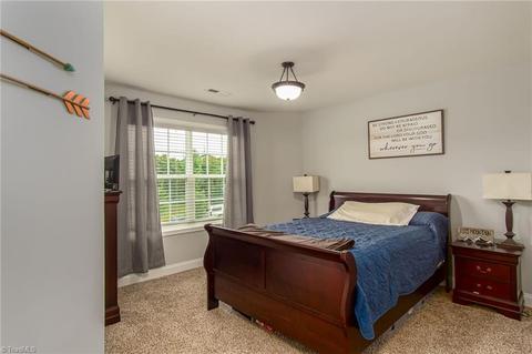 3609 Copper Ct, High Point, NC 27265 photo 15