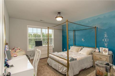 3609 Copper Ct, High Point, NC 27265 photo 12