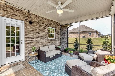 2818 Fallin Ct, High Point, NC 27262 photo 18