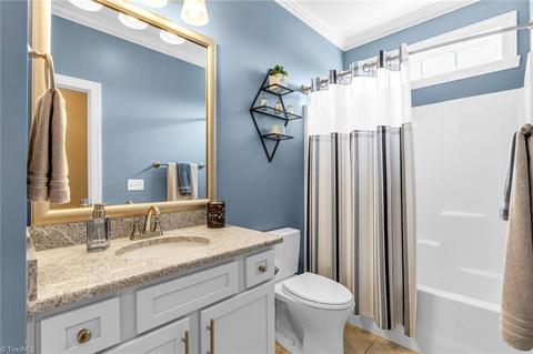2818 Fallin Ct, High Point, NC 27262 photo 6