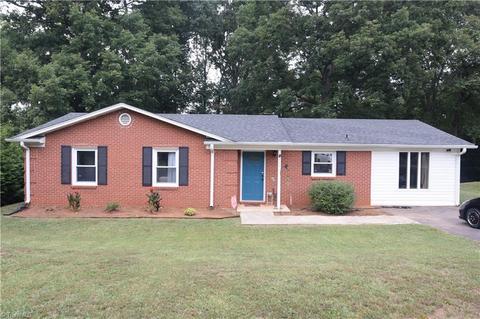 115 Cascade Ct, King, NC 27021 photo 1