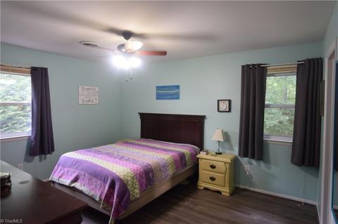 115 Cascade Ct, King, NC 27021 photo 5