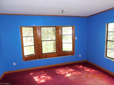 214 Skyview Lake Rd, Harmony, NC 28634 photo 5