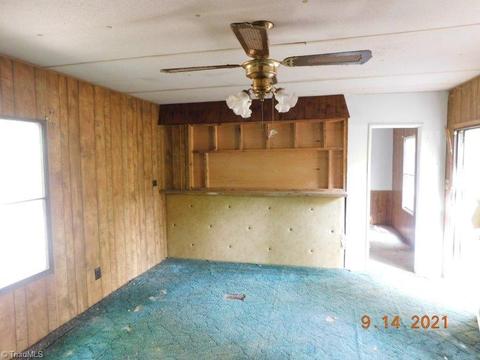 214 Skyview Lake Rd, Harmony, NC 28634 photo 13