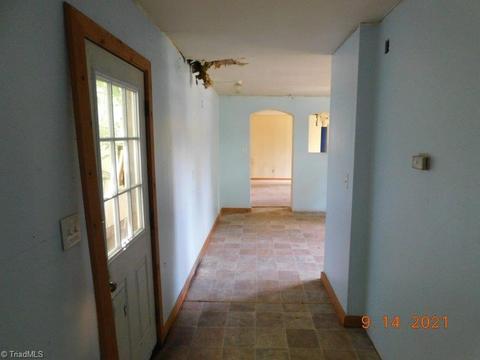 214 Skyview Lake Rd, Harmony, NC 28634 photo 18