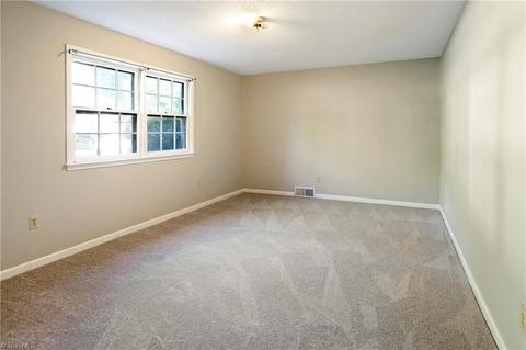 3107 Covedale St, High Point, NC 27265 photo 17