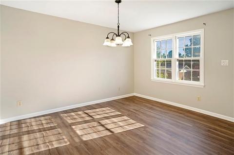 3107 Covedale St, High Point, NC 27265 photo 7