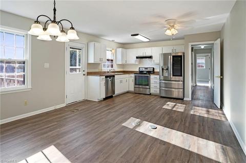 3107 Covedale St, High Point, NC 27265 photo 8