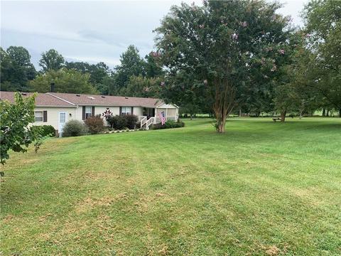 155 White Walnut St, Traphill, NC 28685 photo 1