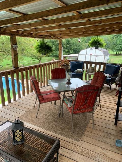 155 White Walnut St, Traphill, NC 28685 photo 11
