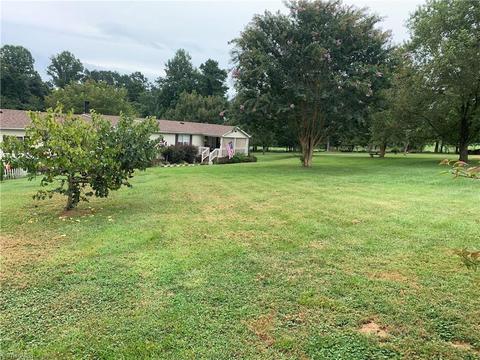 155 White Walnut St, Traphill, NC 28685 photo 20