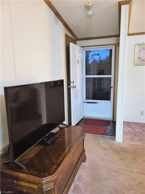 653 Goodwill Rd, Clemmons, NC 27012 photo 6