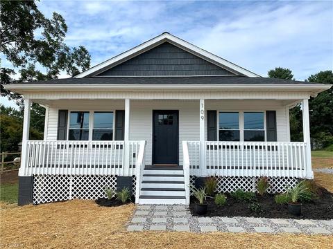 109 Highland Point Ave, Harmony, NC 28634 photo 22