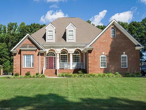 3901 Wesseck Rd, High Point, NC 27265 photo 1