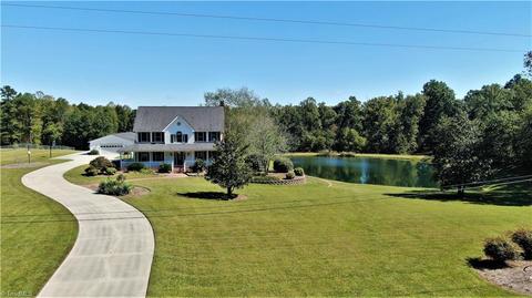5860 Fairview Church Rd, Trinity, NC 27370 photo 1