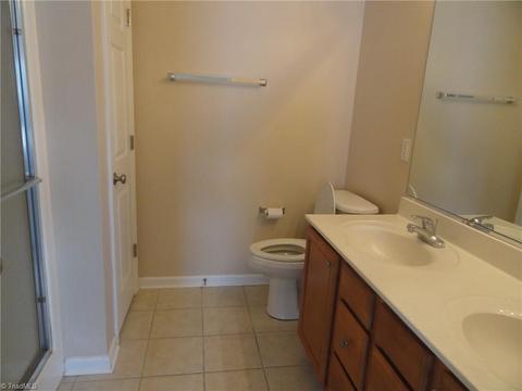 124 Castleton Dr, Thomasville, NC 27360 photo 14