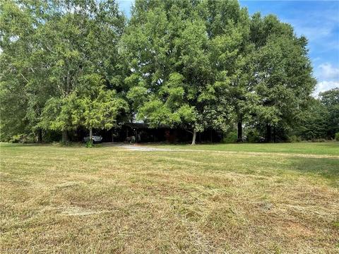 411 Johnson Rd, High Point, NC 27265 photo 11