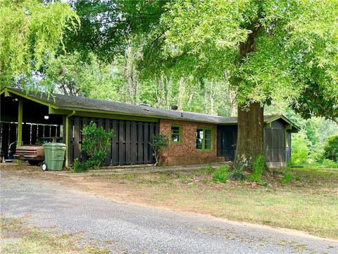 411 Johnson Rd, High Point, NC 27265 photo 3