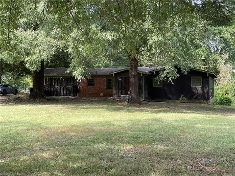 411 Johnson Rd, High Point, NC 27265 photo 8