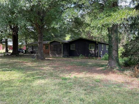 411 Johnson Rd, High Point, NC 27265 photo 1