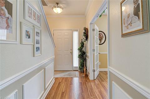 896 Hedgepath Ter, High Point, NC 27265 photo 4