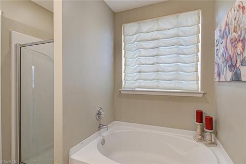 896 Hedgepath Ter, High Point, NC 27265 photo 26