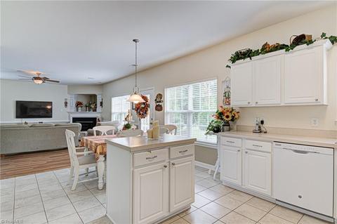 896 Hedgepath Ter, High Point, NC 27265 photo 19
