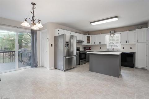 101 Ashworth Dr, Trinity, NC 27370 photo 9