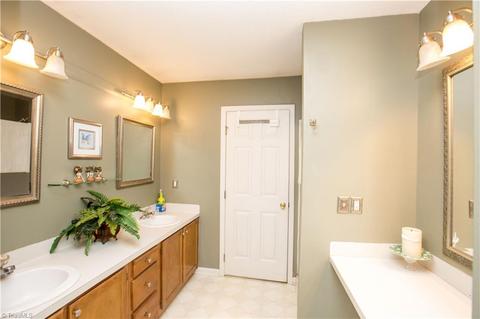3925 Patsy Dr, Winston Salem, NC 27107 photo 11