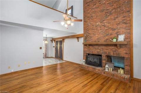 110 Treetop Ct, Trinity, NC 27370 photo 4