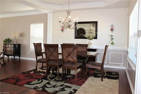 837 Hedgepath Ter, High Point, NC 27265 photo 4