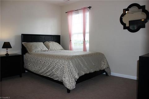837 Hedgepath Ter, High Point, NC 27265 photo 18