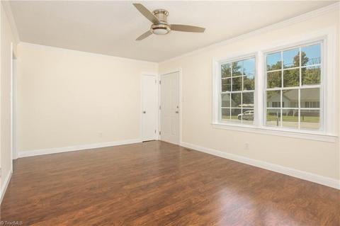 727 Hendrix St, High Point, NC 27260 photo 15