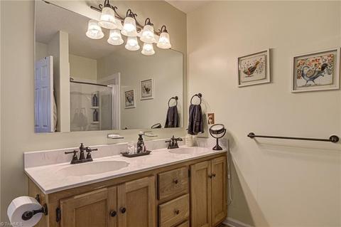 719 Corner Rd, Pinnacle, NC 27043 photo 18