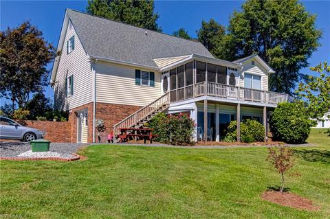 719 Corner Rd, Pinnacle, NC 27043 photo 39