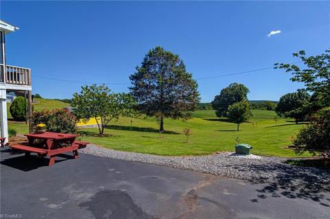 719 Corner Rd, Pinnacle, NC 27043 photo 37