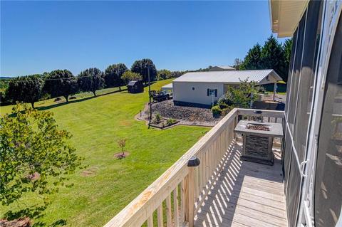 719 Corner Rd, Pinnacle, NC 27043 photo 12