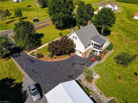 719 Corner Rd, Pinnacle, NC 27043 photo 45