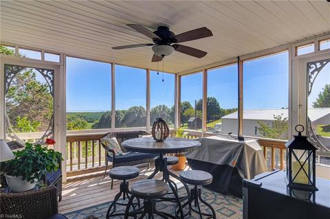 719 Corner Rd, Pinnacle, NC 27043 photo 11