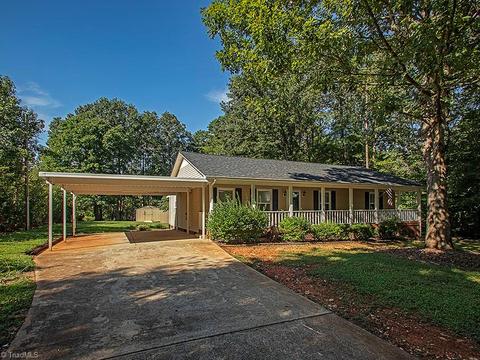 4809 Cashatt Rd, Trinity, NC 27370 photo 1