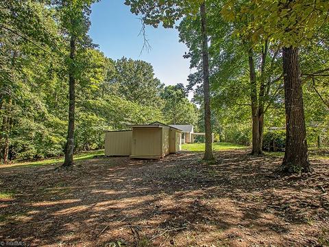 4809 Cashatt Rd, Trinity, NC 27370 photo 5