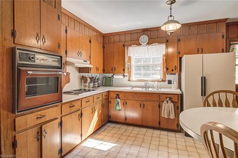 183 Shoals Rd, Pinnacle, NC 27043 photo 14