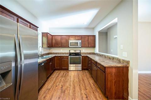8317 Moritz Dr, Stokesdale, NC 27357 photo 4