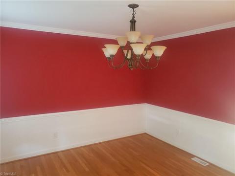 113 Covington Dr, Advance, NC 27006 photo 2