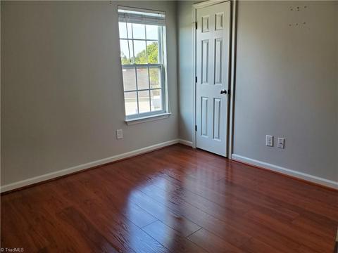 5184 Switchback Dr, High Point, NC 27265 photo 10