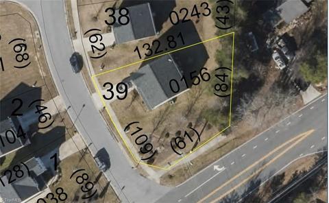 5184 Switchback Dr, High Point, NC 27265 photo 2